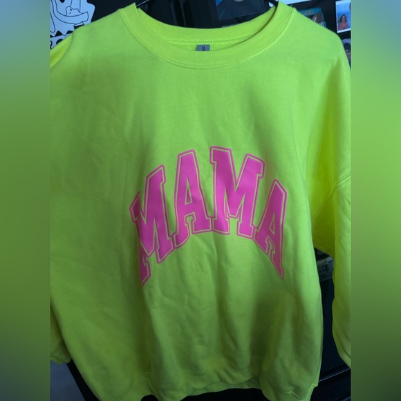 Tops - Neon sweatshirt